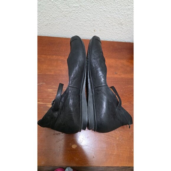 Think Womens Black Leather Mary Jane Flats Adjustable Ankle Strap Size 42/10 - Picture 5 of 9